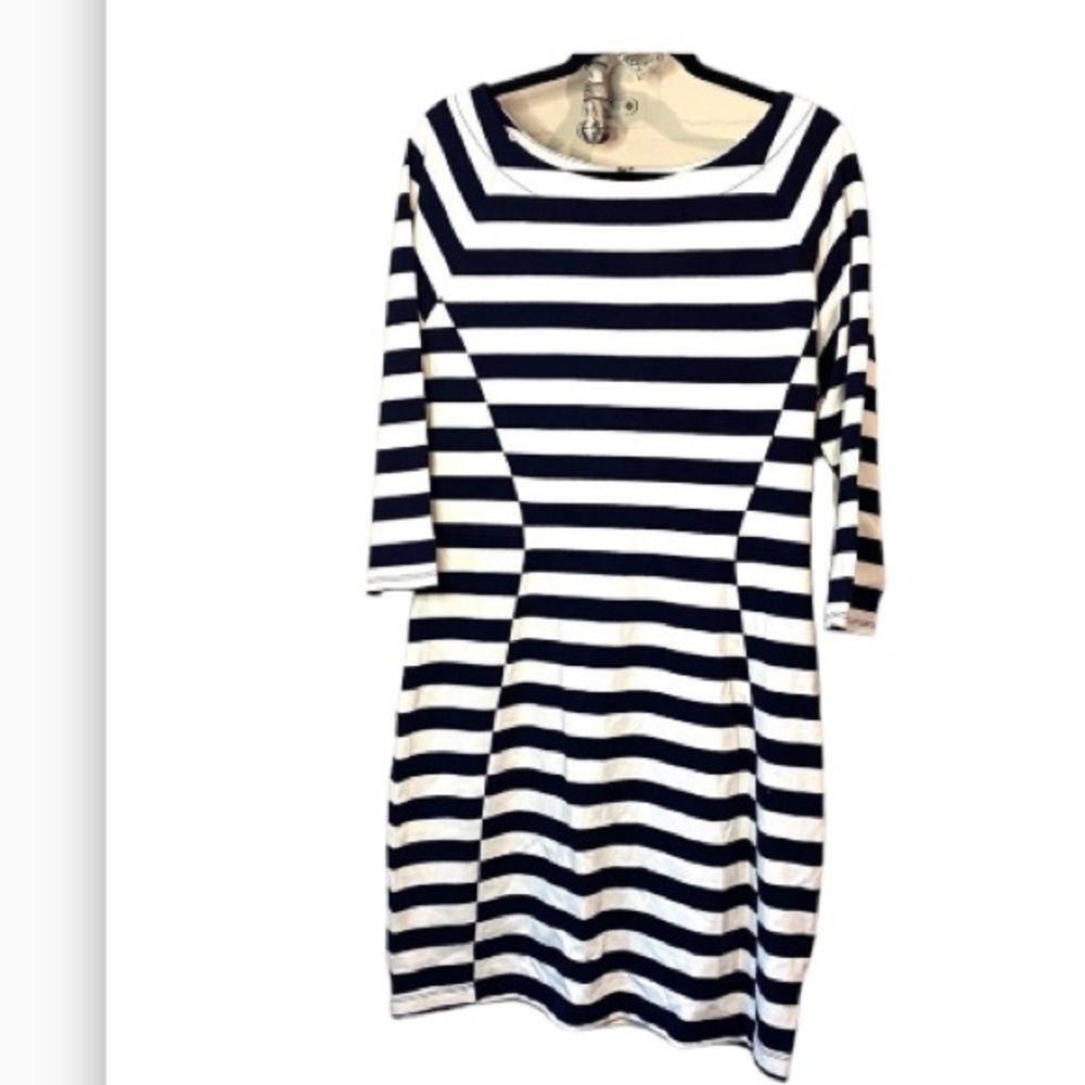 Gap striped dress large NEW navy white contrast hourglass shape